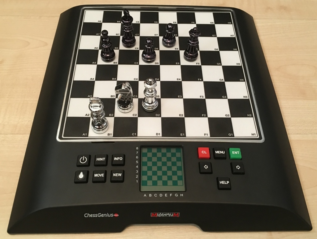 1024px-Millennium_ChessGenius_Pro