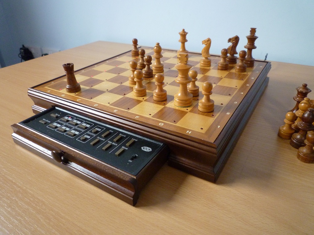 CXG Chess 3000  3 25 x 25