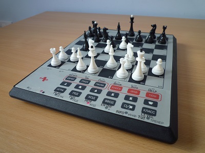 Mayak Computer Chess 2 10 x 10